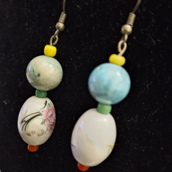 EARRINGS - Picture 3 of 3